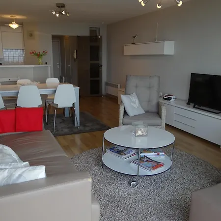 Scoropio B401 With Frontal Sea View Apartment Nieuwpoort