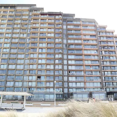Scoropio B401 With Frontal Sea View Apartment *