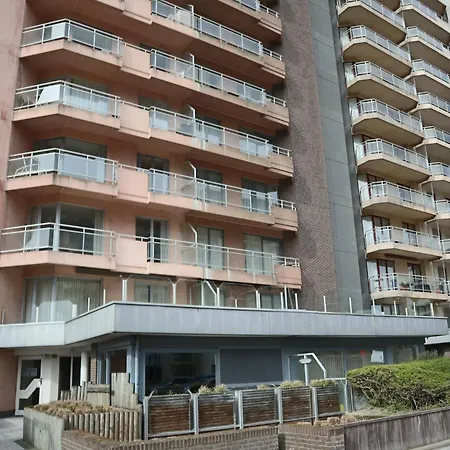 In With Sea Views Lejlighed *