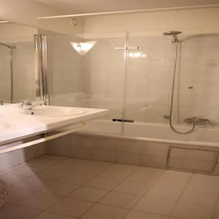 Scoropio B401 With Frontal Sea View Apartment Nieuwpoort