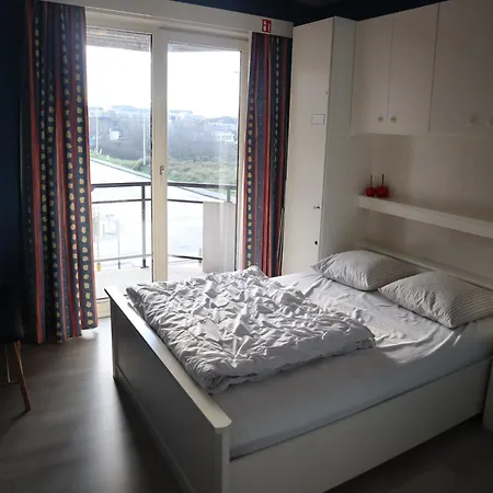 Apartment Scoropio B401 With Frontal Sea View Nieuwpoort